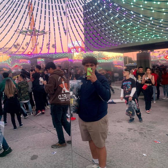 Profile Picture of Marcos Coronado (@nike9845) on Poshmark