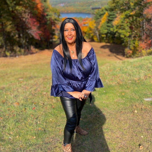 Profile Picture of Alice Kelly (@alicekelly790) on Poshmark