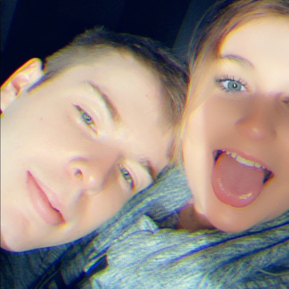 Profile Picture of Skyler Harrison (@skylerhhh784) on Poshmark