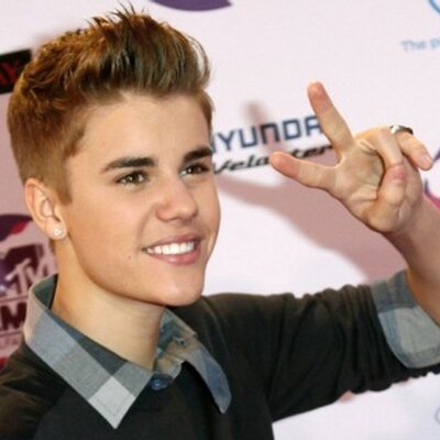 Profile Picture of Anja Hanson (@hansonllwf) on Twitter