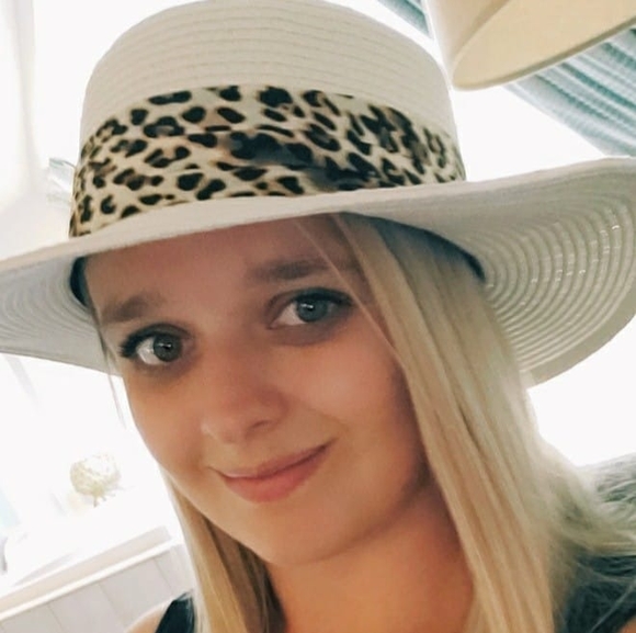 Profile Picture of Megan Streiff (@megan_marie18) on Poshmark