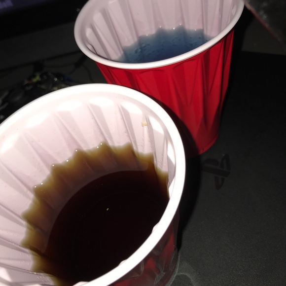 Hero Hero - Poshmark Profile Picture of Hero Hero (@jairenthesecond) on Poshmark