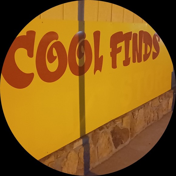 Profile Picture of Joseph Cramer (@coolfindsgames) on Poshmark