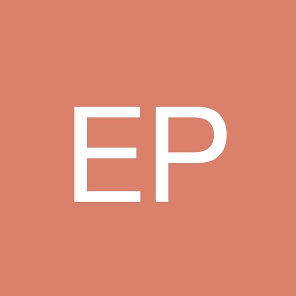 Profile Picture of Edwina Pearson (@edwinapearson) on Poshmark