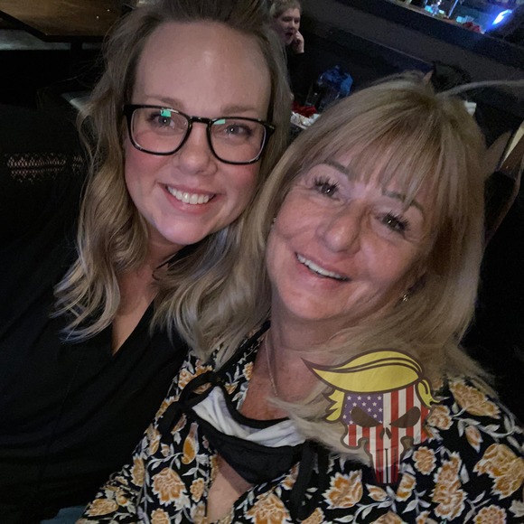 Sarah Razo - Poshmark Profile Picture of Sarah Razo (@sarah_razo) on Poshmark