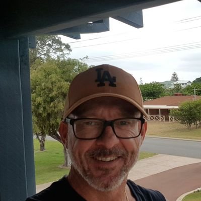 Profile Picture of Dan Etherington (@marathonman25) on Twitter
