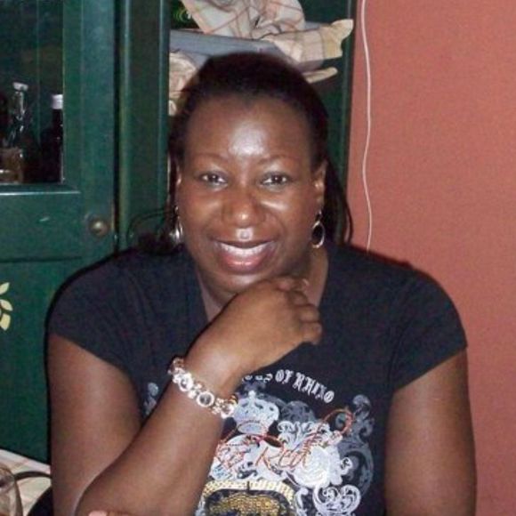 Profile Picture of Yanique Fiduccia (@yjdiva) on Poshmark