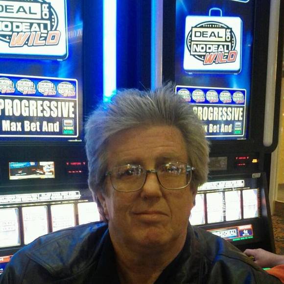 Profile Picture of Michael Kallenberger (@bigkal300) on Poshmark