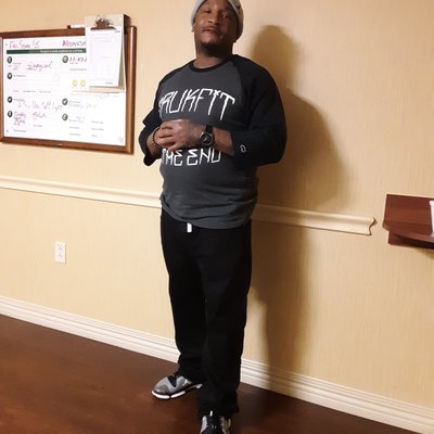 Profile Picture of KINGINFAMOUS (JAMES) (@JamesVenters7) on Twitter