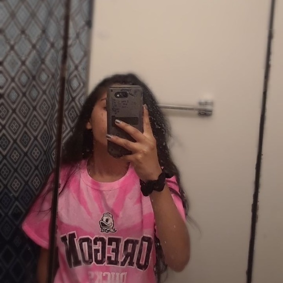 Profile Picture of Hannya Garcia (@garciahannya7) on Poshmark