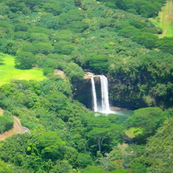 Profile Picture of Mirian Lopez (@mrl_2000_99) on Poshmark