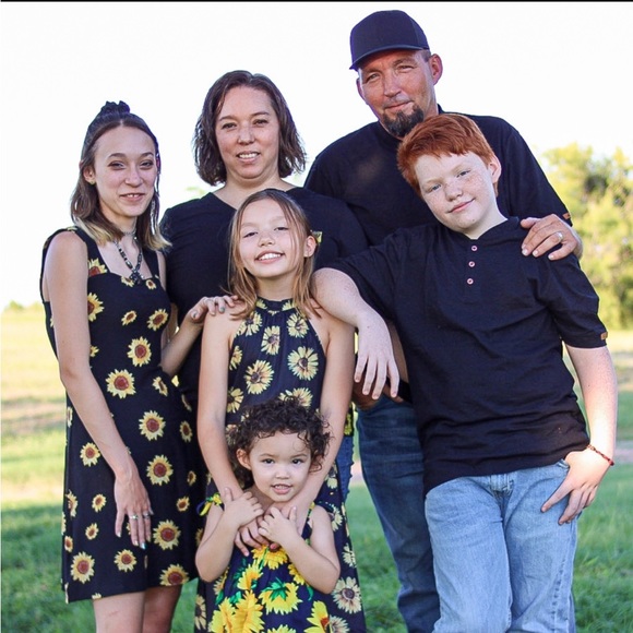 Profile Picture of Darilyn Sprague (@dm11smile) on Poshmark