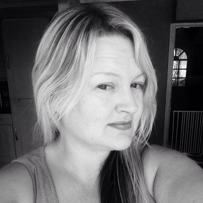 Profile Picture of Lisa Jeffs (@SJeffs4) on Twitter