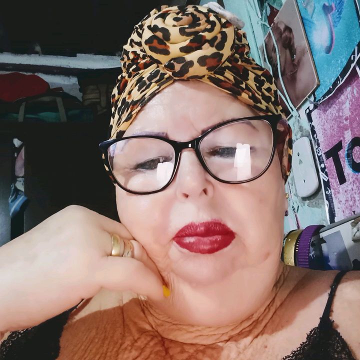 Profile Picture of Carol Tibagy (@carolinatibagy) on Tiktok