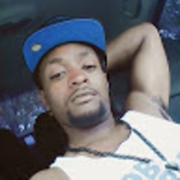 Profile Picture of Isaiah Jeffries (@jeffries91) on Poshmark