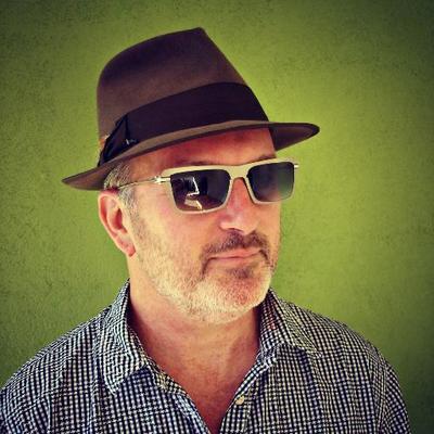 Profile Picture of Peter Coombs Eyewear (@PCoombsDesign) on Twitter
