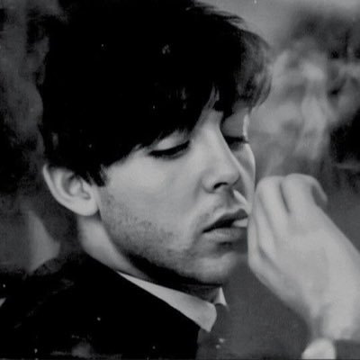 Profile Picture of Paul. - Almost Lennon; (@sillylovesinger) on Twitter