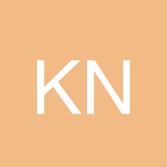 Profile Picture of Kimberly Newcombe (@kimberlynewc916) on Poshmark