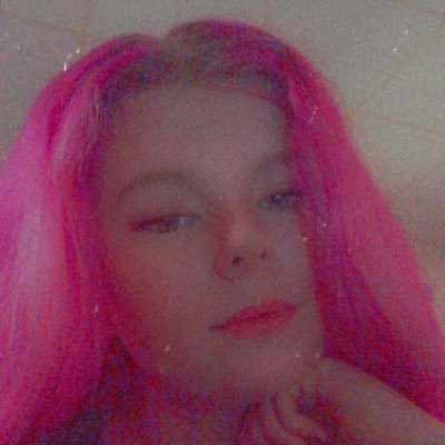 Profile Picture of JC (@jansky_jessie) on Twitter