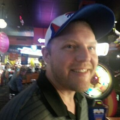 Profile Picture of Brett Ross (@bretzky316) on Twitter