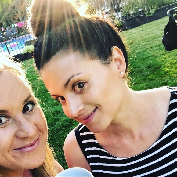 Profile Picture of Dayna Dwyer (@my3girls817) on Poshmark