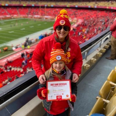 Profile Picture of Nichole Walter (@nic050588) on Twitter