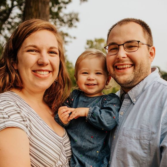 Profile Picture of Kim Lundeen (@runnerchick748) on Poshmark