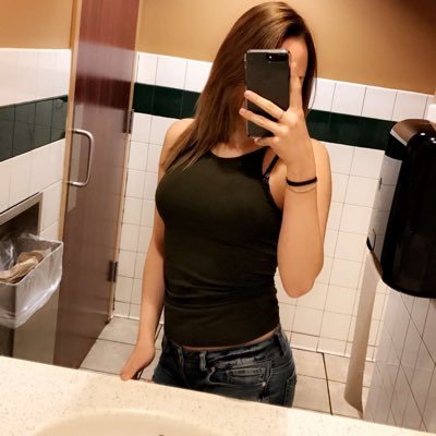 Profile Picture of Hailey Marie Bence (@haileyyyb8) on Twitter