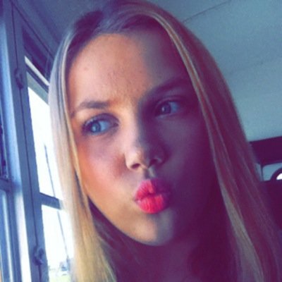 Profile Picture of Paige Stewart (@Paige1DFour) on Twitter