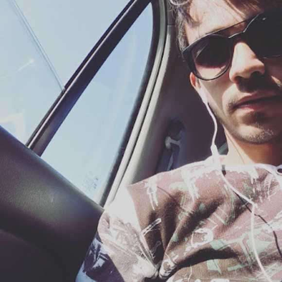 Profile Picture of Vishal Upadhyay (@vishforthebest) on Poshmark