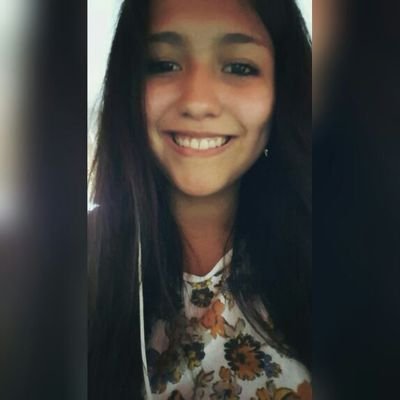 Profile Picture of Lore Santos (@lorenacordova4) on Twitter