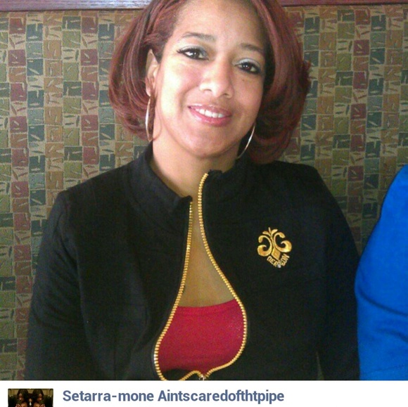 Profile Picture of Ora Jones (@orajones21) on Poshmark