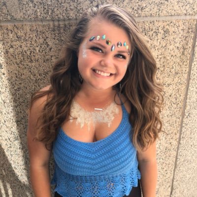 Profile Picture of Al (@AllisonLong13) on Twitter