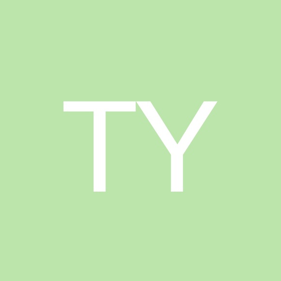 Profile Picture of Te-wei Yeh (@shiroro) on Poshmark