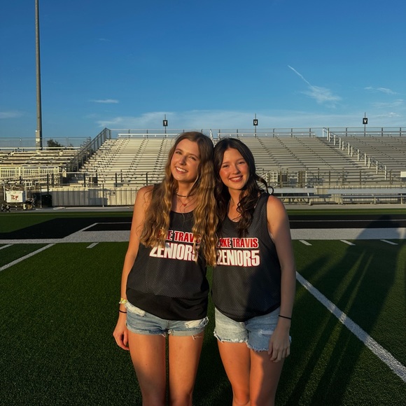 Reese Moore - Poshmark Profile Picture of Reese Moore (@reesemoore308) on Poshmark