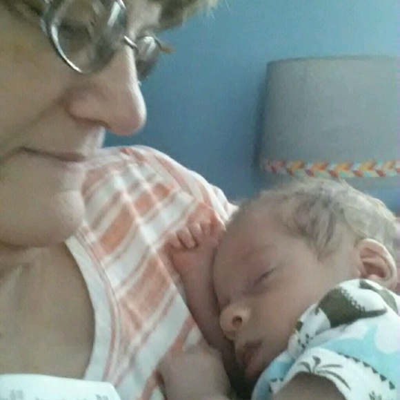 Profile Picture of Wendy Stroops (@bmw2445) on Poshmark