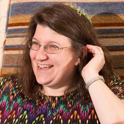 Profile Picture of Amber Powders (@@RabbiAmber) on Twitter