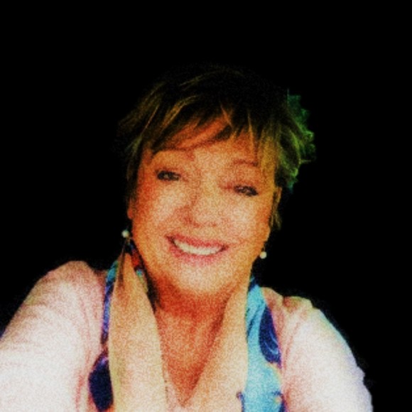 Profile Picture of Cynthia Christensen (@cpc1920) on Poshmark