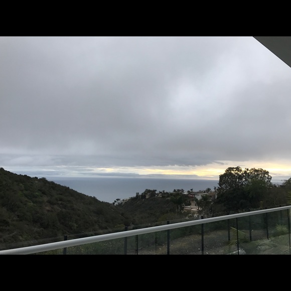 Profile Picture of Moe Saheb (@pashe1364) on Poshmark