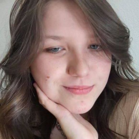 Profile Picture of Lacey Patrick (@laceypatrick03) on Poshmark