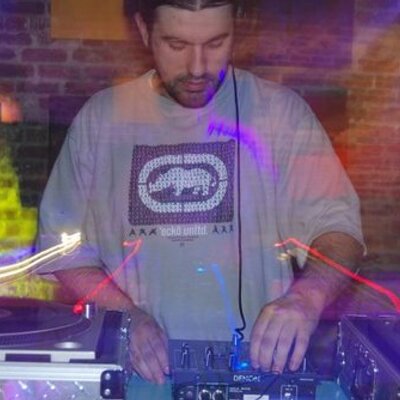 Profile Picture of Jeff Frizzell (@dubstepchild) on Twitter
