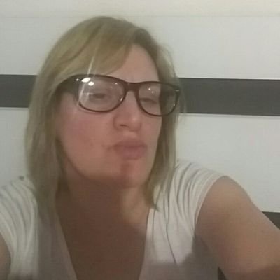 Profile Picture of Lorena Marian Pace (@Marian08_11_13) on Twitter