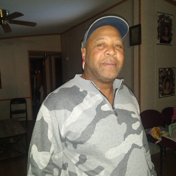 Profile Picture of Johnny Baker (@john1962baker) on Poshmark