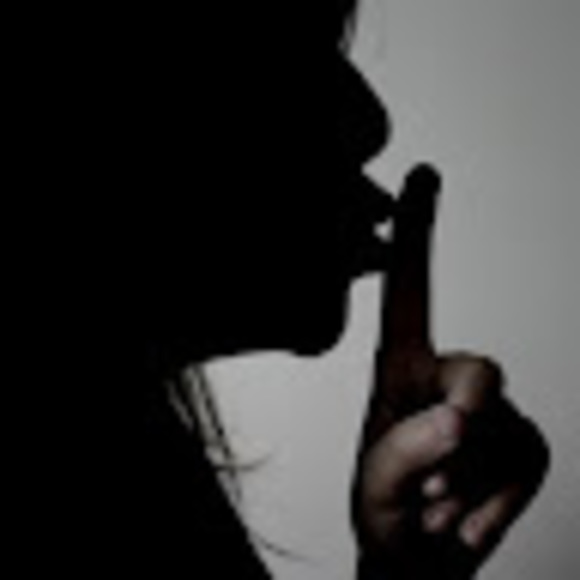 Profile Picture of Raquel Reality (@raquelreality) on Poshmark