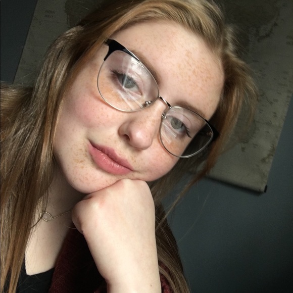 Profile Picture of Allison Abicht (@allieabicht01) on Poshmark