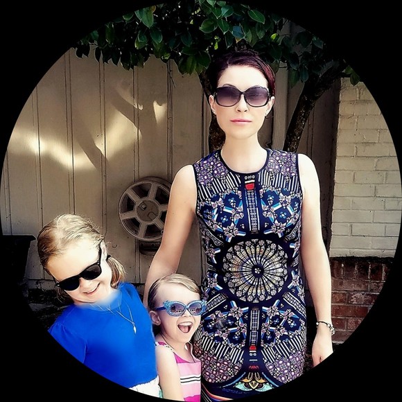 Profile Picture of Stephaniesreohh Stocker (@stephhend) on Poshmark