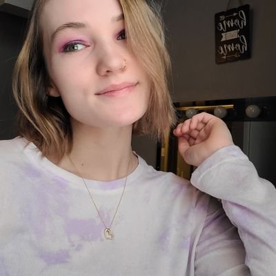 Profile Picture of Mikaela Bailey (@mkay_18) on Twitter