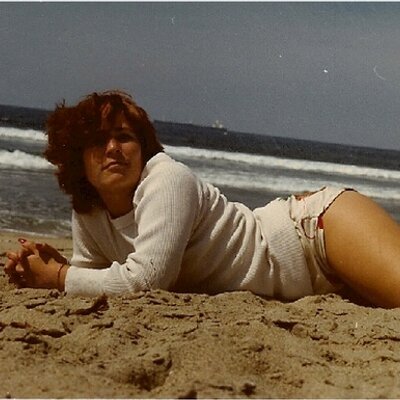 Profile Picture of Renay Sanders (@ItsmeRenay) on Twitter
