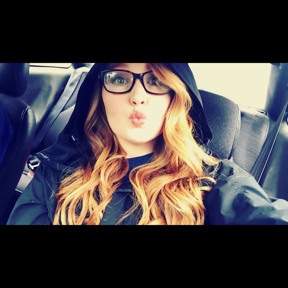 Profile Picture of Jaclyn Jarrett (@jackieajarrett) on Poshmark