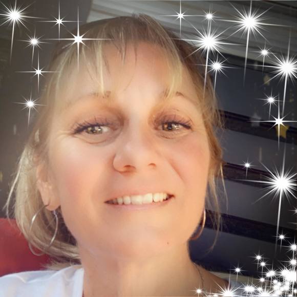 Profile Picture of Susan Gilchrist (@sgilchrist11) on Poshmark